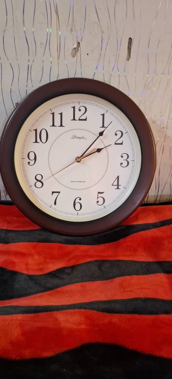 ساعات للببع السعر على الخاص اللي تعجبك دز صورتها


**إذا كنت صاحب هذا الإعلان وتريد حذفه لأي سبب، رجاءا أرسل رسالة إلى الدعم الفني**