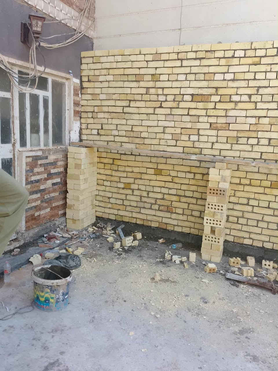 كادر بناء مصرى طابوك وبلوك شغل درجه أولى استلام مهندس مقيم فى بغداد الجديد بالرقم بي واتساب ***********
