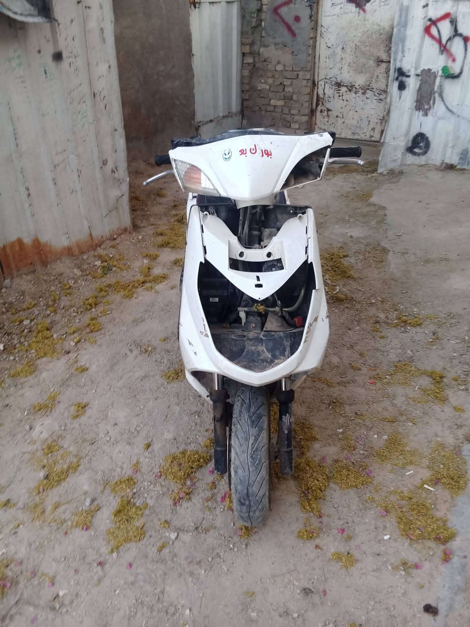 سلام عليكم 
درجة سكني فحل للبيع  سعر 175 وبيه مجال
درجة كوم حديد مكاني بغداد الطوبجي 
هاذا رقمي ***********بي واتساب

