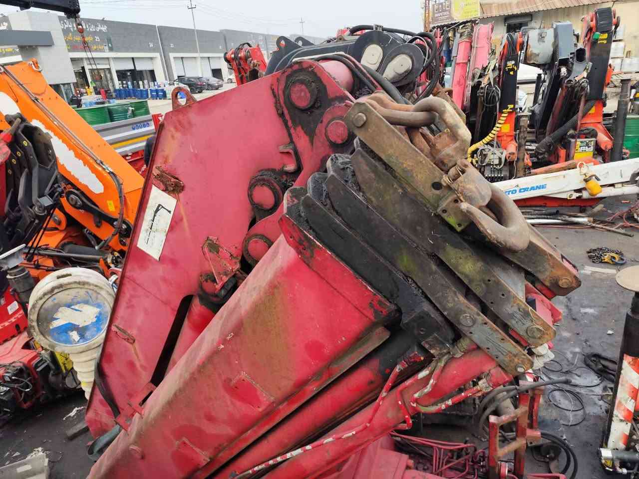 للبيع كرين اطلس
الوزن 9500

عدد سلايت  4

كرين مكفول كفاله عامه 

اوربي مامشتغل بل عراق

السعر   115

***********

***********
