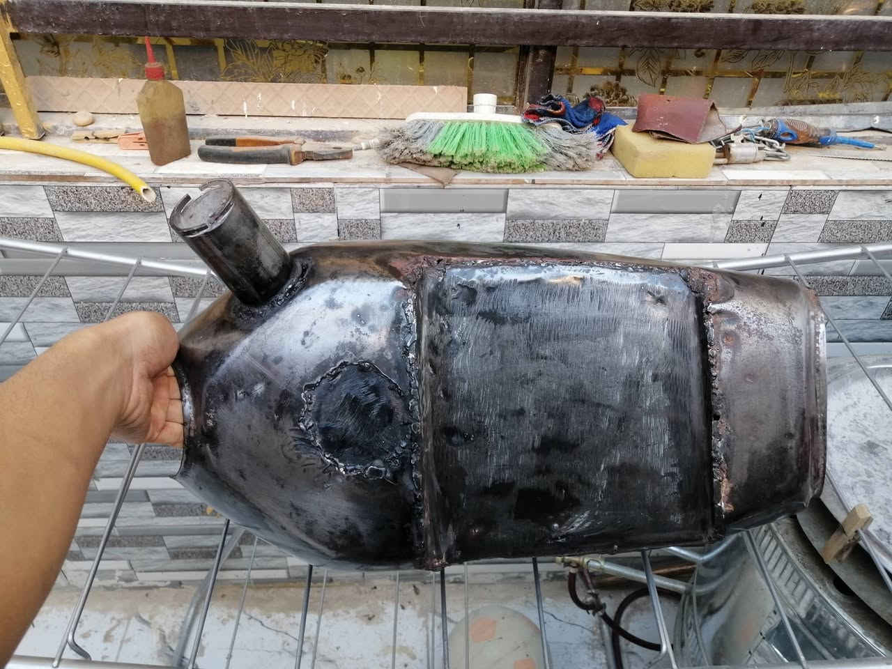 سلام عليكم شباب راسطة ثقيل وتانكي تفصال مكصوص للبيع مكان نجف حي الميلاد استفسار *********** متواجد واتسال
