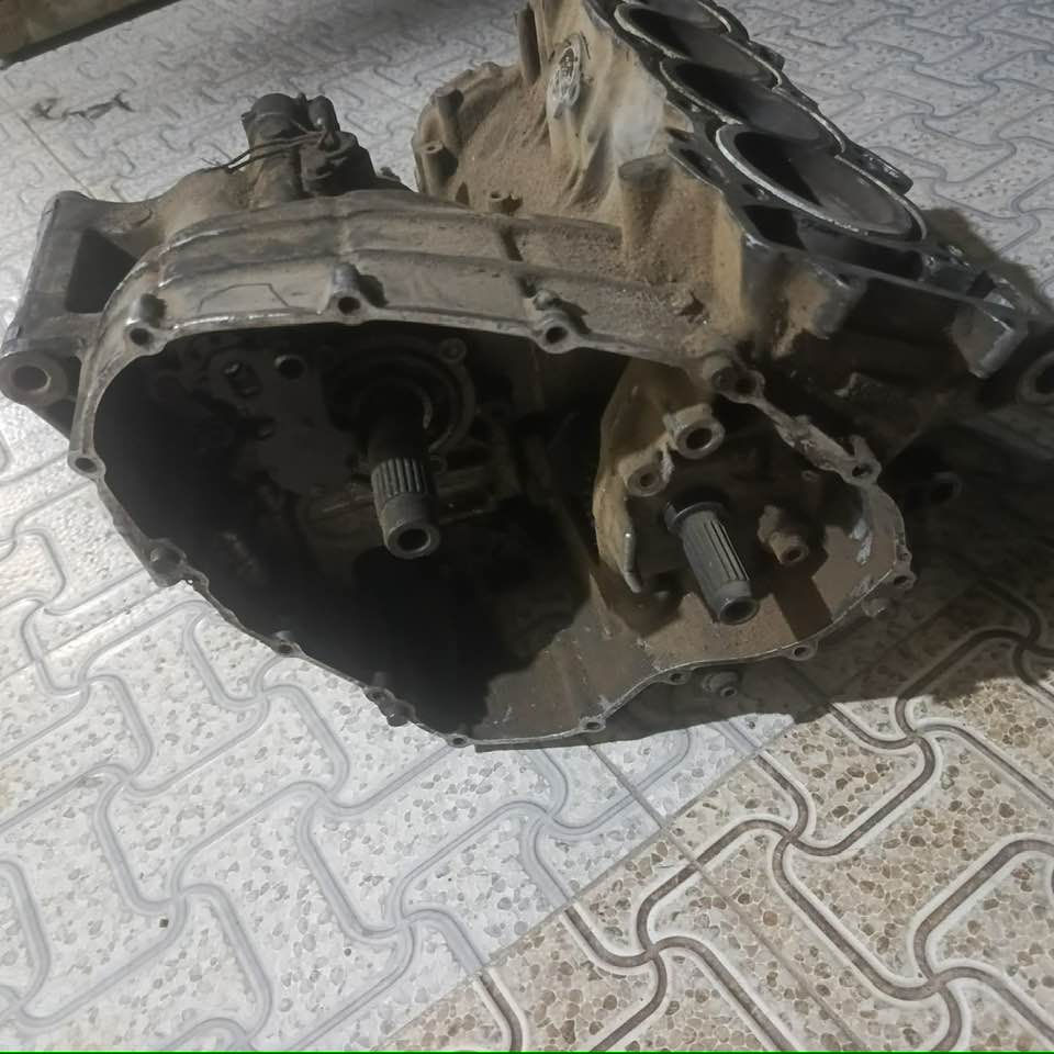 #فشك وكرنك وكير ار ار حجم 600 
كرنك يحتاج كص 
 بوش جدد #السعر 150
رقمي***********
