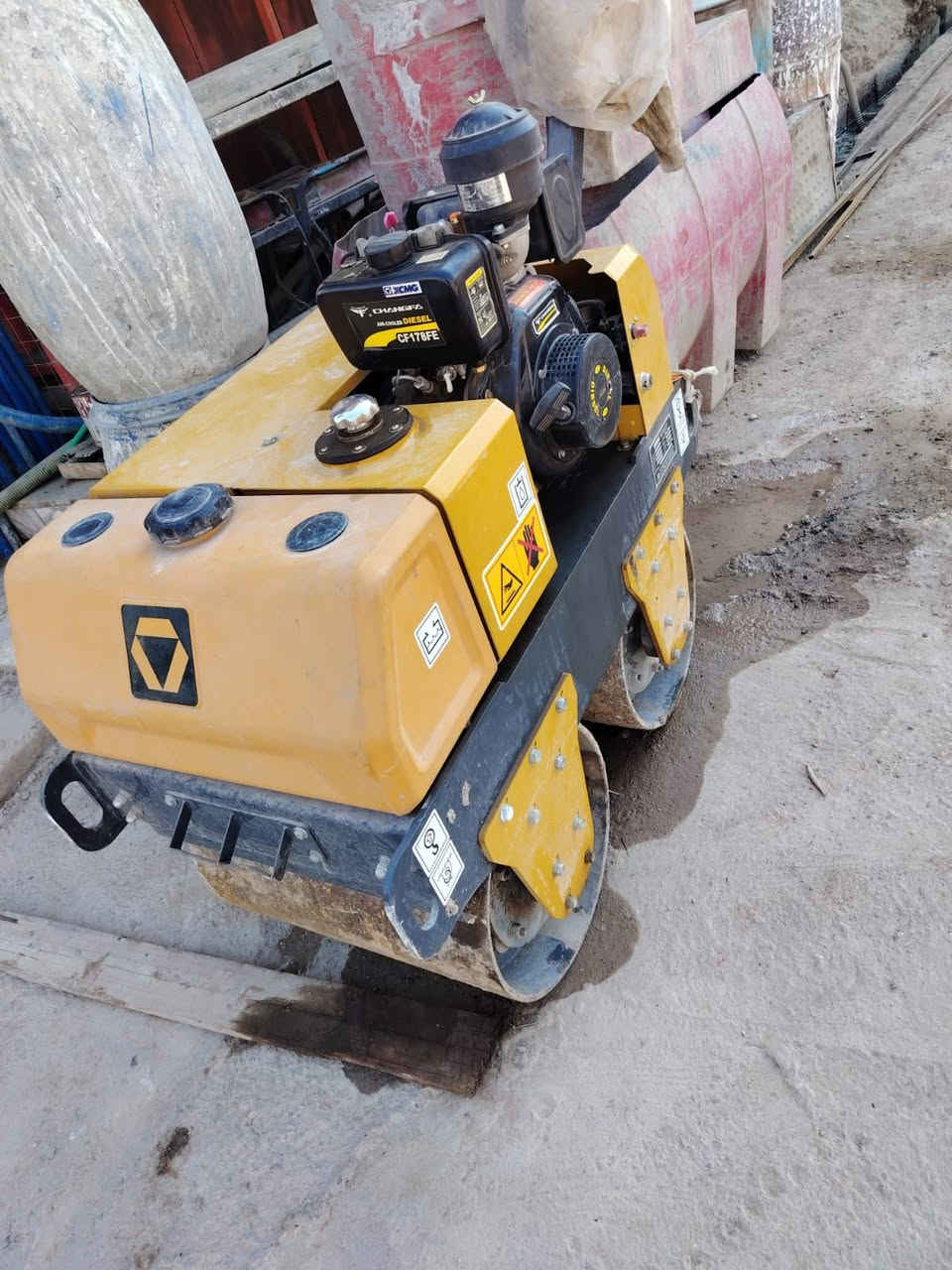 سلام عليكم حادله للايجار رقم الهاتف ***********
