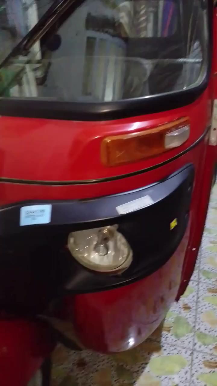 سلام عليكم تكتك موديل 19تكتك جاهزه من كلشي كير اكسن مكينه خير من لله بيعه بيعه بس دوس تكتك حلوه 
***********
