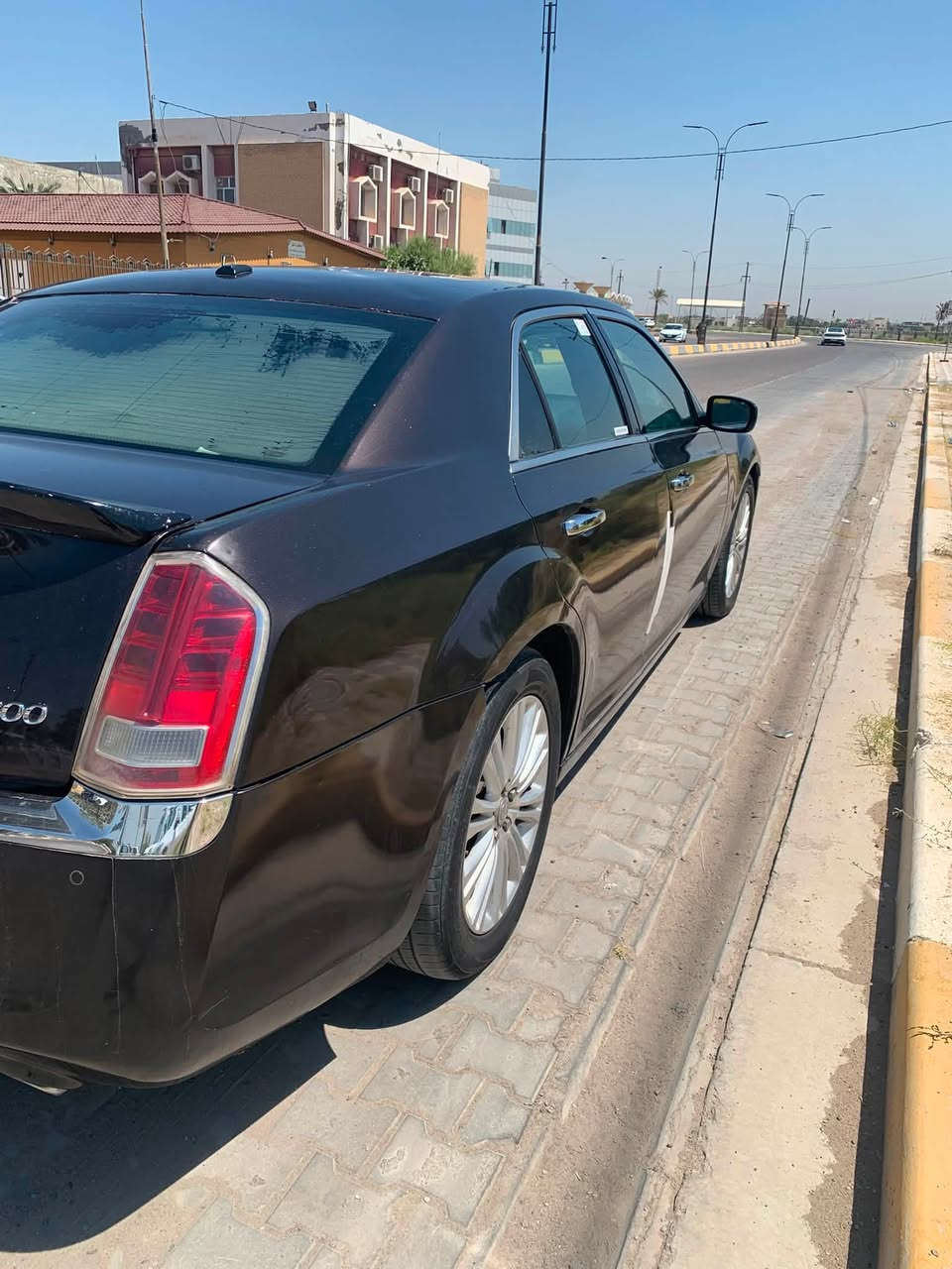 اوباما ٢٠١٢ فول مواصفات وارد كندي بيها ضربه باب العبري الامامي نفس الجها بيها اماكن صبغ وتصليح خياس ابيع حزام اتكفلك بل اصوليات والعيب شرعي وكير ومكينه وتبريد فقط يعني تجي تكلب سياره تريد فحص تفحص فقط كير مكينه كصه جفيه كلبه اتكفل بيهن لان سياره بيها اماكن صبغ لذالك ابيع صبغ حزام سعر كلش مناسب ١٢٥ وبيها مجال كلش بسيط رقمها بغداد مشروع وطني مكان سياره البصره للتواصل هاذه رقمي 
***********
