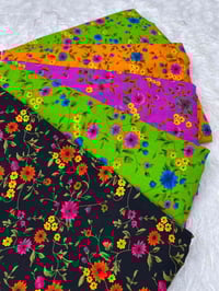 اقمشة النور توفرلكم طرحات جديده من الكشمير الايطالي القطني وبأسعار 🔥🔥ا...