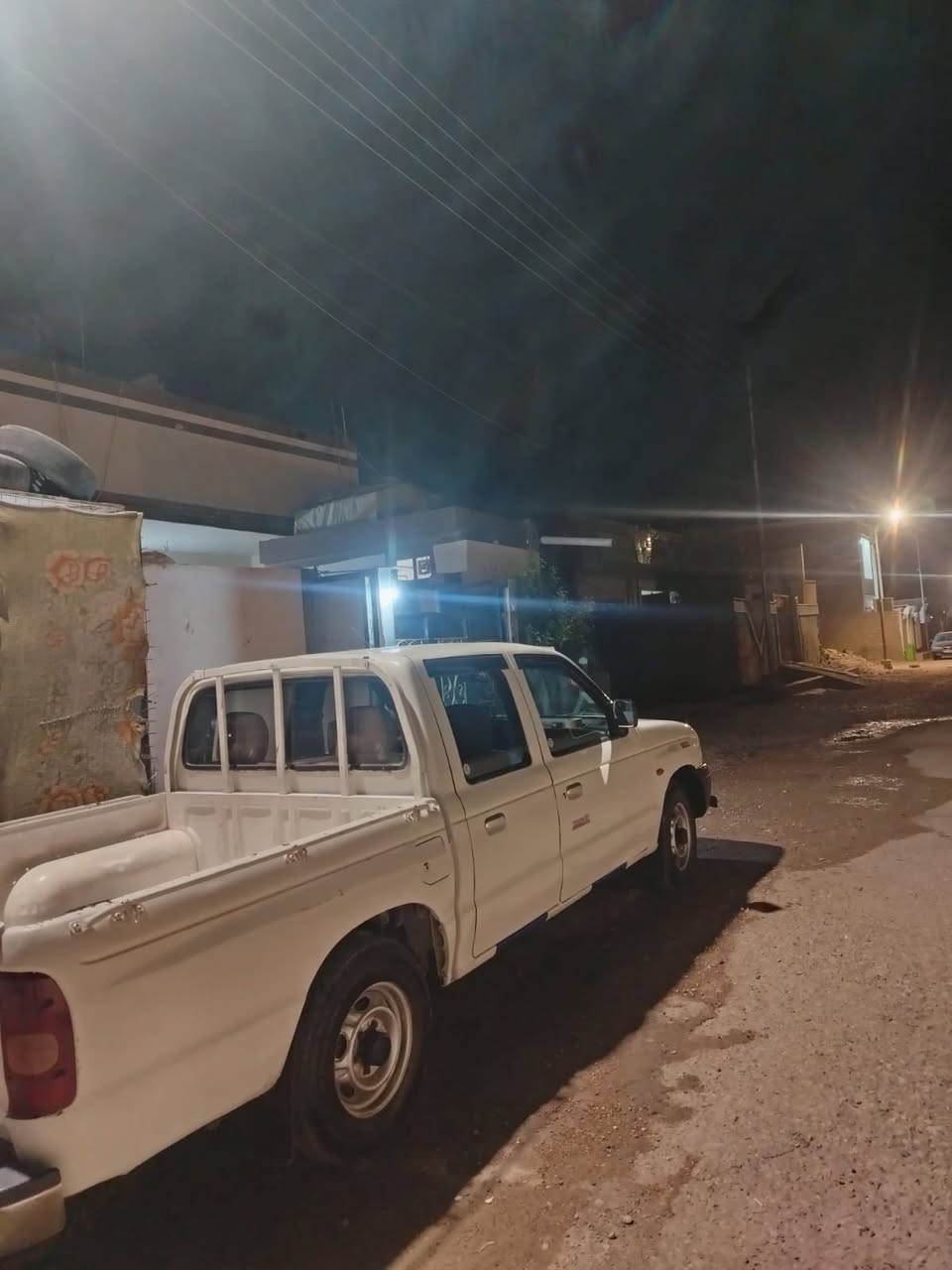 السلام عليكم (بيكم مازده) موديل 2002 كير عادي مكينه وكير نضيفات كهربائيات كله شغاله
بيه حزام صبغ 
 رقم اربيل
سنويه نافذه 
السعر 50وبيه مجال(مراوس حسب القناعه)
هـ /‭٠٧٨١ ٠٥٦ ٥١٨٠‬
