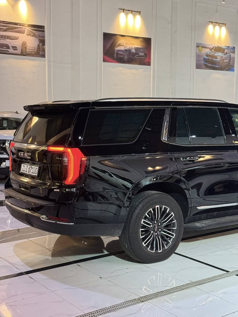 جمسي يوكن  مديل 25 الفيش السياره زيرو بحاله الوكاله ماشيه 8 الف مغلفه PPF حتى الجام مغلف عازل حراري كفاله عامه من الزلغ رقم بغداد مميز بيها شباك مال دنلي شاده ب1800 دولار ترهم بيع او مراوس حسب مكاني بصره للستفسار***********
