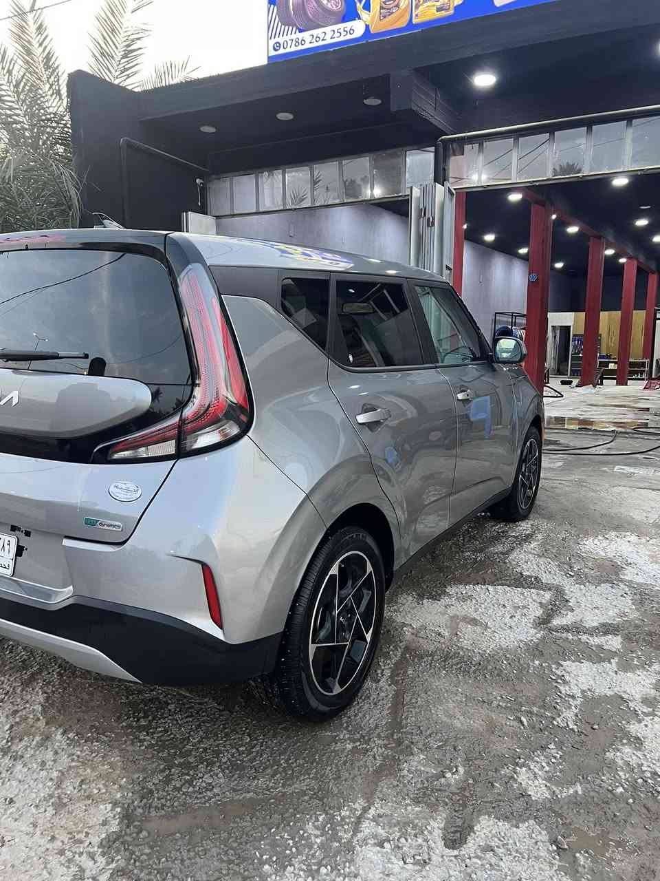 حياهم الله
كيا سول ٢٤ 
فوول مواصفات 
بصمه فتحه تشغيل عن بعد 
رادار ٣٦٠ درجه كراسي كهرباء 
كفاله من الصبغ والتبديل ♥️
بيهه دعاميه مبدله نفس اللون الباقي كله مكفول 
استفسار 
***********
