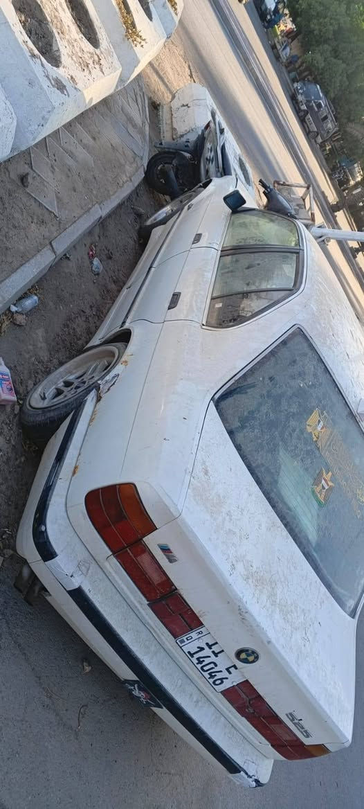 سلام عليكم ورحمة سياره متروكة للبيع باسمي للمعلومات
أما العقل ضارب و الطبي بضفيره
 مكانهاالكاظميه المقدسه قفلها٤٠$
***********
