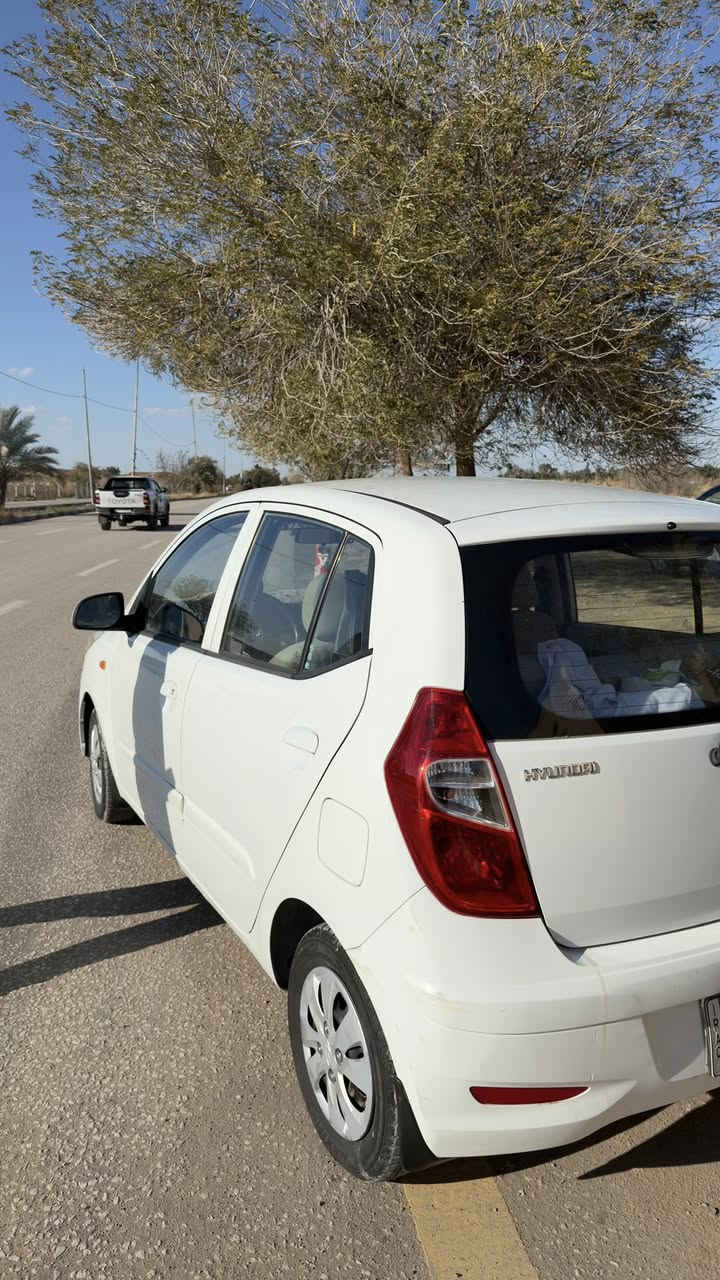 للبيع هيواندايi10
2014
ماشيه113 الف
السياره نظيفه محرك ١،٢
السياره حره ب اسمي
كير مكينه تبريد مكفول
السياره ناعمه ضررها قطعتين
خليجي
مكانها بابل
***********
