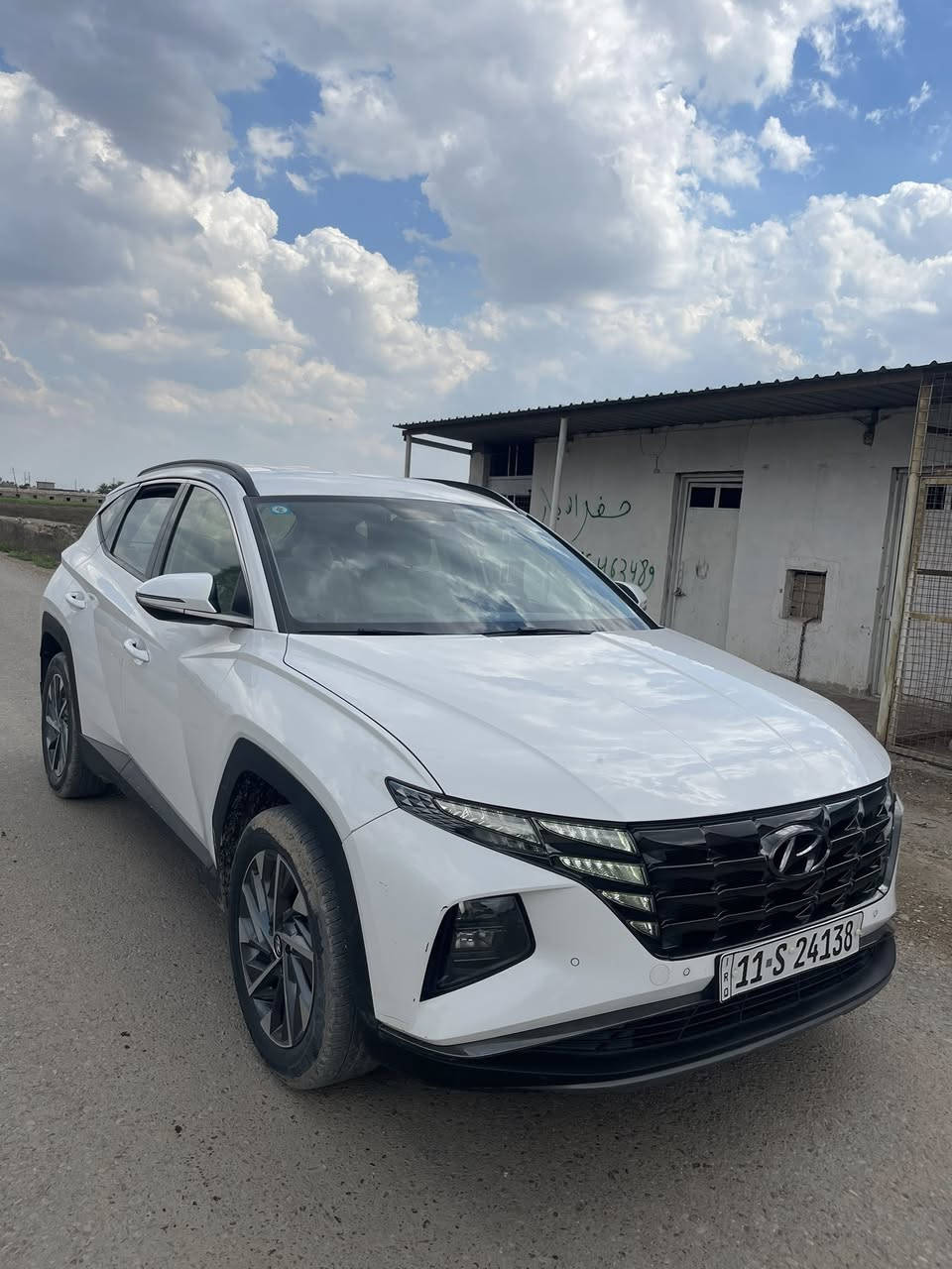 توسان 24 خليجي محرك 2000 دوش كفاله عامه من جميع النواحي حته من الرصعه كله بلاديه بأسمي شخصيآ 
مكاني بغداد اليوسفيه 
السعر 207 بيه مجال 
***********
