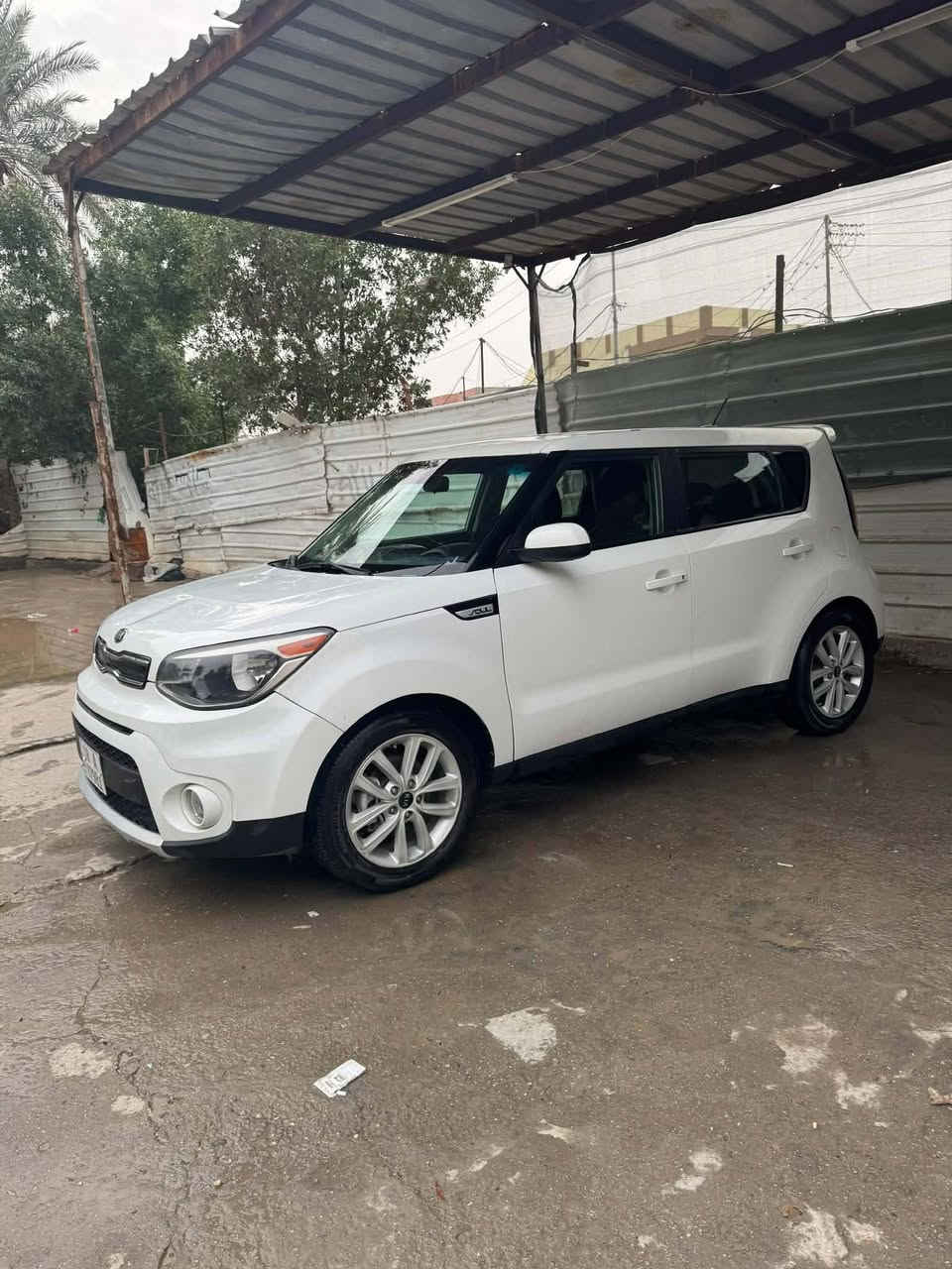 كيا صول 2018
ماشيه 91
رقمها الجديد سنويه جديده باسمي  تحويل مباشر ثاني يوم 
غرفتها نظيفه تايرات جديده تبريدها ثلج
***********
