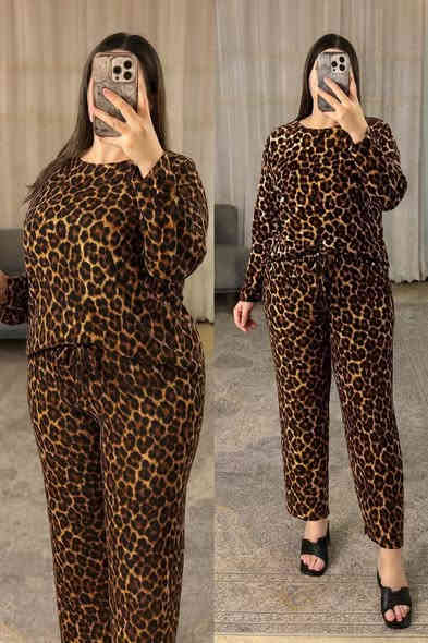 قناة تلكرام👈👈👈 https://t.me/vfdjb
#جديد تكرار المديل

تراكسود فرو  ناعم مقدف

قياس فري سايز الوزن75 ك يلبس

سعر الدرزن 69 الف سعر ثابت
واتساب. ***********
