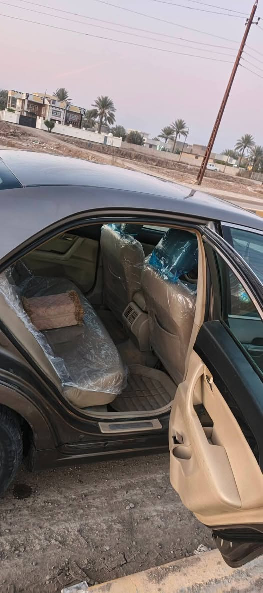 السلام عليكم للبيع
سيارة امكراند 
 c8الحجم الكبير 
محرك متسيوبيشي 
بلادي2500 
لا تبخير ولا تنقيص 
كير مكفول 
السيارة بيها بارد مكانين 
وصبغ 3قطع اثر جراد بس
سلايت جام طكتين 
اربع جامات اوتو
مقاعد جلد 
بردة خلفية بلادية
تحكم بلمري
كامرة خلفية 
شاشه حساس خلفي
تبريد ثلج قطعتين 
كير ومحرك وين ماتريد تراي روح 
تبريد شغال تدفئه شغاله
تايرات جديدة 
رقم انكليزي جديد 
سنوية لحد 2028
السياره شرط تحويل 
المكان بغداد التاجي 
السعر 69 وبيها مجال
الهاتف ***********
