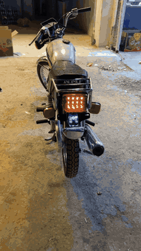 إسلام عليكم دراجه نامه امتياز بس اشاصي ول مكينه امتياز ول باقي كله شلامجه ادراجه بس الويل اكدام بي عواج قليل ادراجه جاهزه اوراق 2025 وبليته كله 2025 ما عايزله كلشي ادراجه شلعه ومعدله فول مكينه ما تسمع صوته ول مكان حله ورديه خارج ول سعر 650 وبيه مجال وهذه رقمي ما متواجدعل فيس ‭0788 912 2874‬
