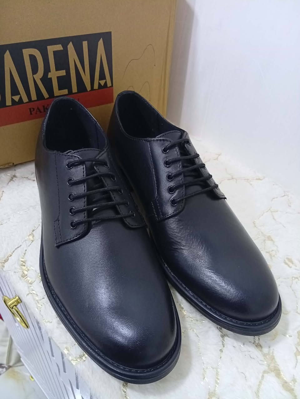 مرحبا وصينه هذا الحذاء رجالي طلع صغير قياسه 44 للبيع اخذنا ب 25 اريده ب 15 
اصلي وكلش قوي الله شاهد بس البيج ميقبلون يبدلو


**إذا كنت صاحب هذا الإعلان وتريد حذفه لأي سبب، رجاءا أرسل رسالة إلى الدعم الفني**