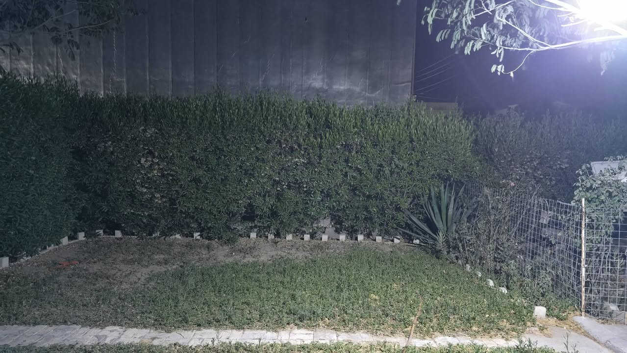 🏠خانو دووقات ژێرخان بۆفرۆشتن
📏ڕوبەر:100مەتر 10×10
📌کەلار/شەهیدان نزیک پەروەردەی گەرمیان
🔸شوێنێک نڵیابی هەیە
🔸تاپۆیە
🔸پێشی باخچەیە
🔸خانویەک پاک وجوانە فوول کاشیە
🔸قاتی یەکەم مەغربیە
🔸قاتی خوارەوەی پێک هاتوە لە ژووری مێوان و هۆڵ و مەتبەخ
🔸قاتی سەرەوەی سێ ژوور نوستن و مشتەمەلات
🔻بۆزانینی نرخ زانیاری زیاتر پەیوەندی بکەن بە عقارات شێروانە
☎️📞 ***********زانیار
