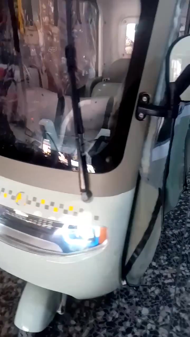 بطاريه عدد 6 نظافه 100/
100 بطاريه وينلي دراجه مستعمل 5 ايام بس


**إذا كنت صاحب هذا الإعلان وتريد حذفه لأي سبب، رجاءا أرسل رسالة إلى الدعم الفني**