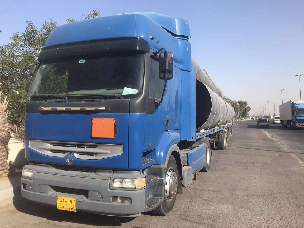 رينو موديل ٢٠٠٤ محرك انجكتر بلادي سياره مربوطه فلات ٣ محاور تك تاير سنويه بأسمي السعر والتفاصيل الاتصال على الرقم *********** السياره محافظه كركوك
