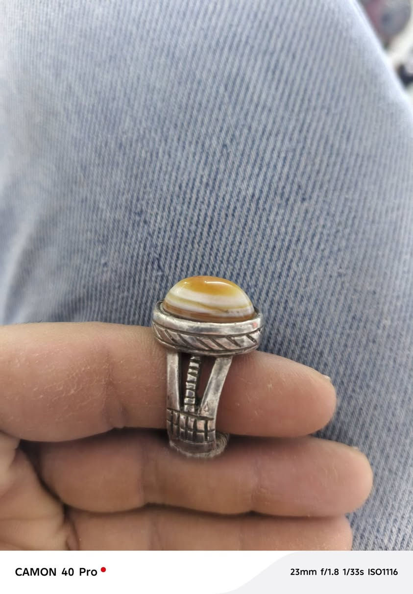 السلام عليكم
خاتم جزع صياغه يدويه 
ثقيل مرتب مكاني بغداد مدينه الصدر 
***********
