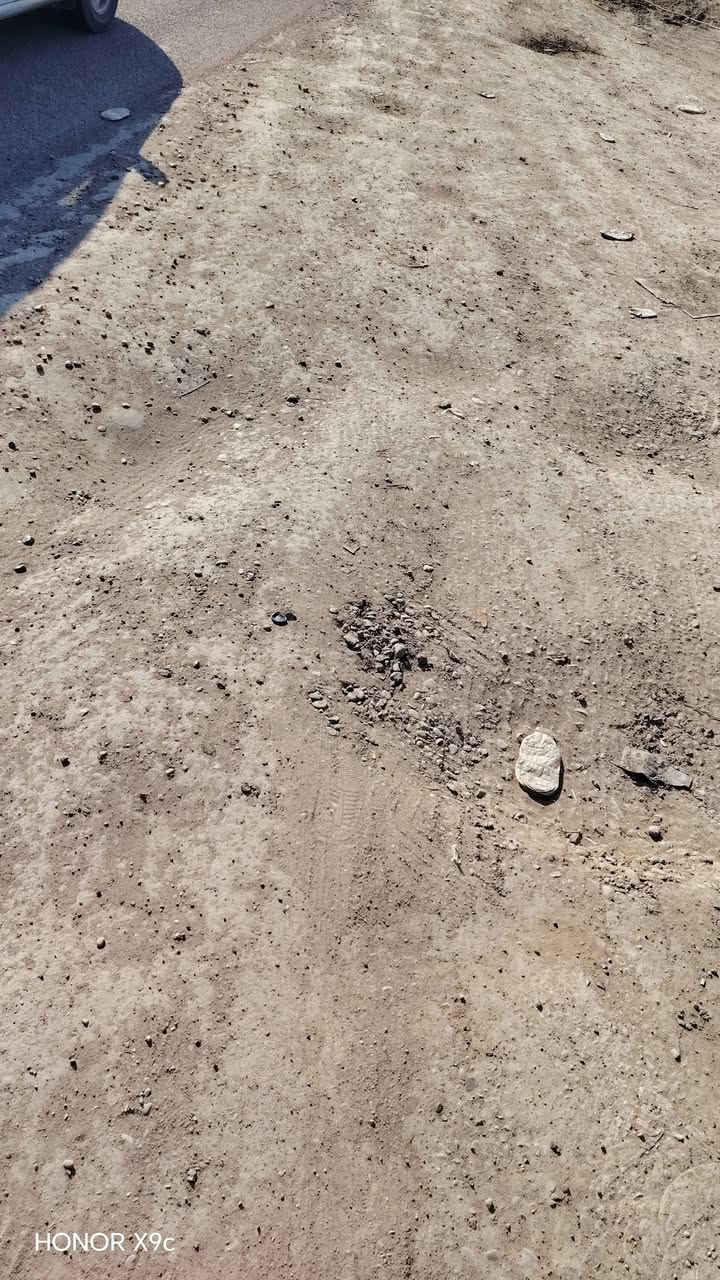 قطعه ارض بل تاجي قريبه عل معرض سلام تجاريه عل شارع تصلح جملون او محلات مساحه ٣٠٠ متر الوجهيه 14 /ونزال 25/*********** /*********** سعر اتصل
