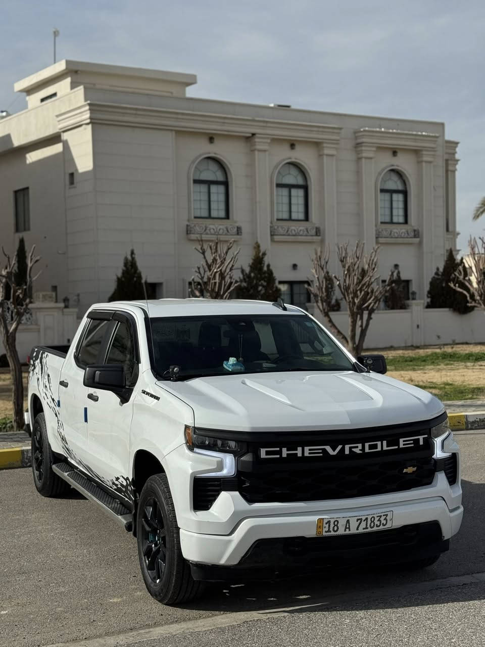 السلام عليكم
سيارة للـبيع 
شوفرليت سلفادور مواصفات كوستم المعروفـه

تشغيل عن بعد

فتح باب البدي عن بعد

كاميرا خلفية

شاشة أبل كاربلاي

المصابيح الامامية لد

8وسادة هوائية

تحديد مسار

ردار امـامي

مثبت سـرعة

كير 8سرعات

سـعة المحرك 2700تيربو

محرك4سلندر تيربو

عداد50455الف كيلومتر 

حادثـة 3قطع

جاملغ امامي جهة سكن و باب سكن و جاملغ خلفي جهة سكن يعني ضربه جهة سكن بس 

فجوج بريمبو

قاصة مخفية..

تخم تاير جديد 2025

رقم بابل الجديد والسنوية الجديده السيارة ب اسمي 

صافية من غرامات 

تحويل وكالة بشرط

كير محرك كفالة وبشرط

سعـر السيارة253وبيهـا مجال

اذا مو شراي. لا تتصل
 
للتواصل ***********
وتساب
