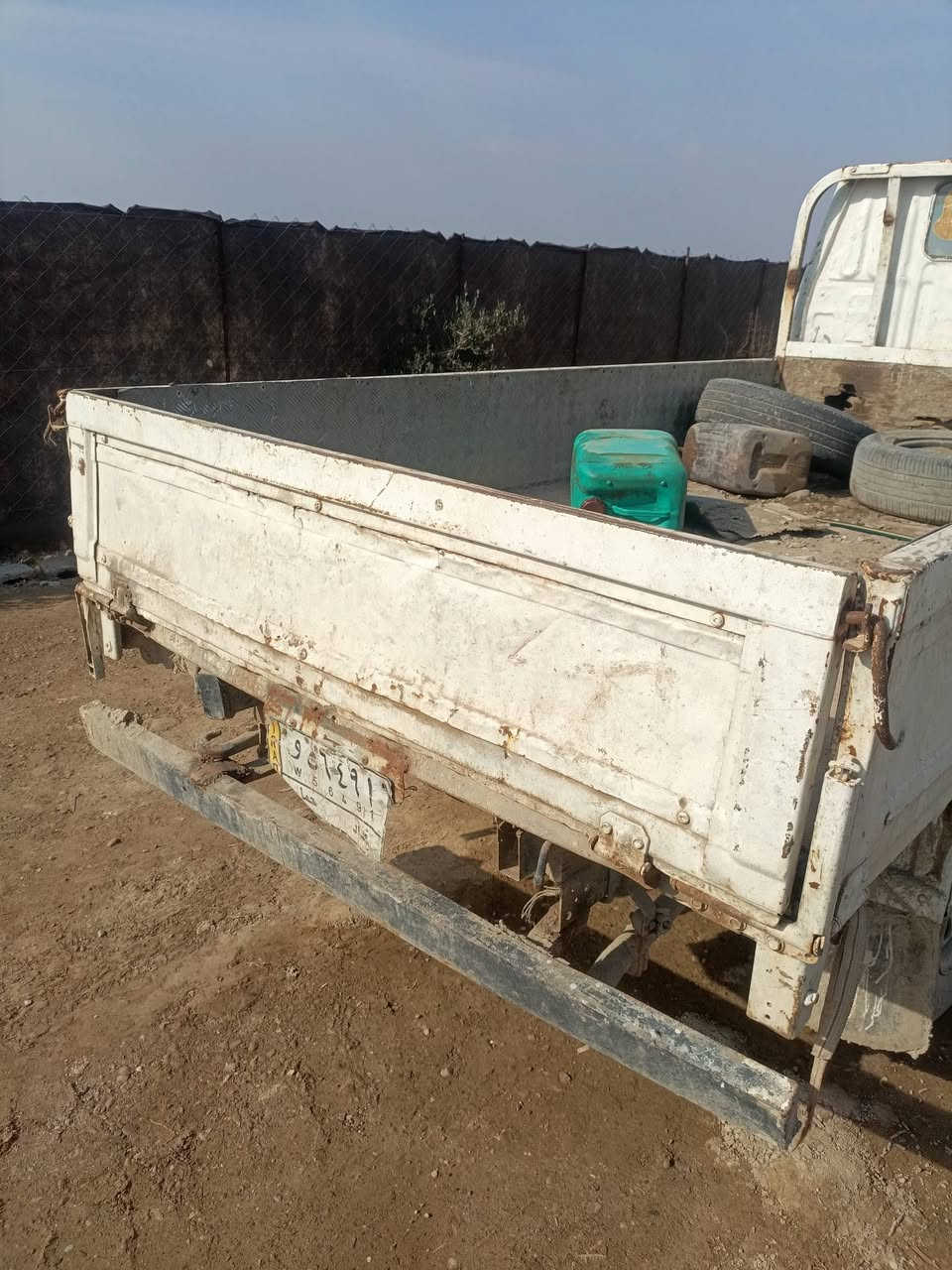 سلام عليكم كيه تيوته البيع مكينه وكير بنكو ***********
