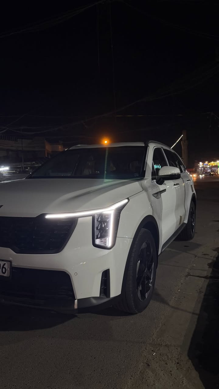 سلام عليكم
سورنتو 2024 

سياره مواصفاته معروفه V6

ماشيه 32 الف 

بيه شبر بلباب مالجنطه 

مكان السياره حي العامل 

الاتصال (‭0771 271 9762‬)
