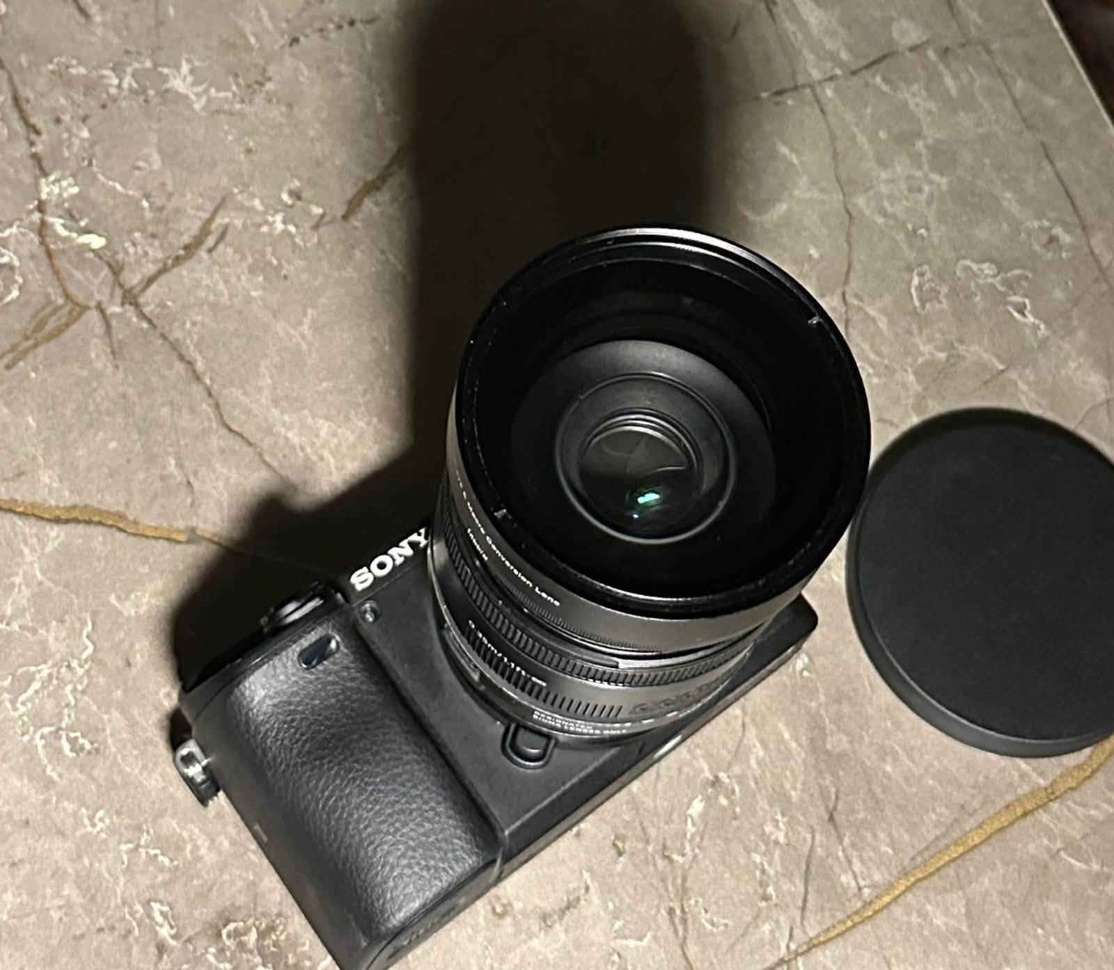 📸 للبيع | Sony A6400

🔹 الكاميرا: Sony A6400
🔹 عدد اللقطات (Shutter Count): 340 فقط
🔹 العدسة: Canon 50mm مع أدبتر

📦 الملحقات:
• جنطة
• حزام كتف
• بطارية
• شاحنة
• أدبتر

💰 السعر: 1,350,000 دينار عراقي
🚚 السعر شامل التوصيل

📱 للطلب والاستفسار:
سيد عبد للكاميرات
📞 ***********
📷 Instagram: @Abd.cam8
