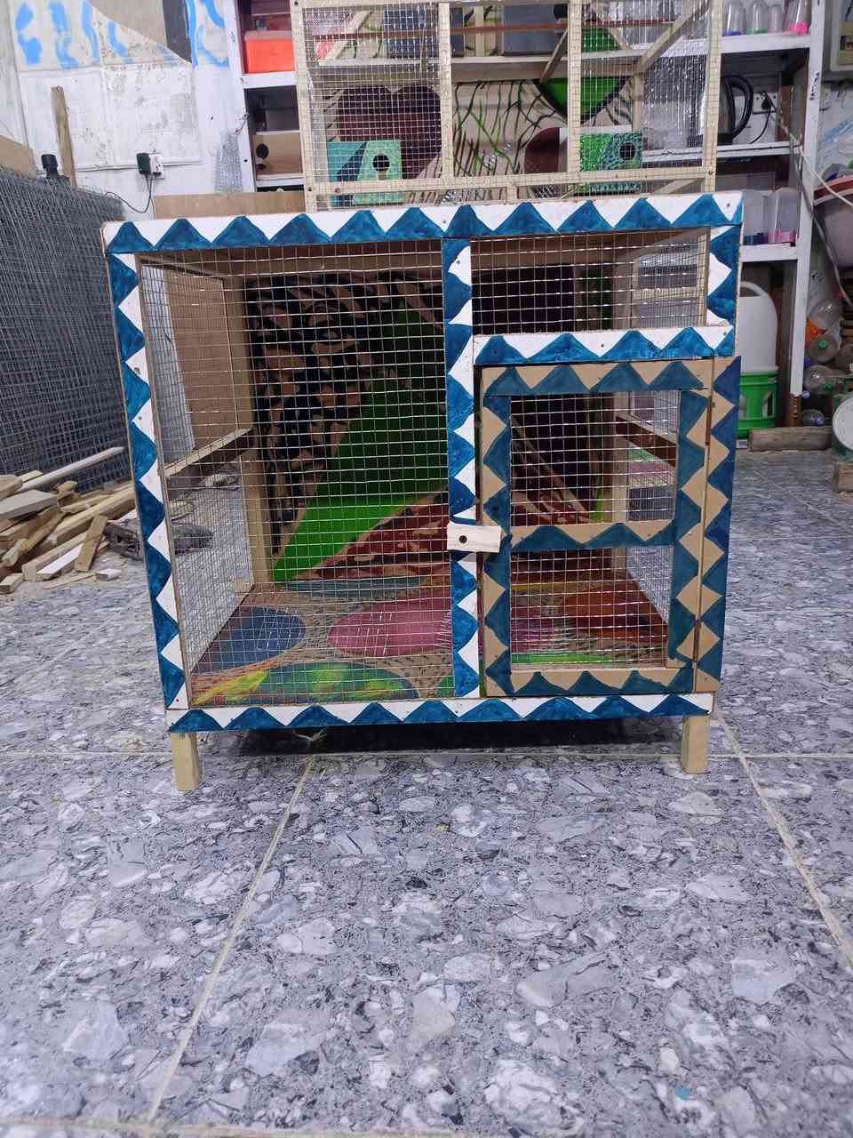 اللهم صلي على على محمد وال محمد
 وجبه جديد من الخانات ولاقفاص نجاره عراقيه
متوفره باحجام واشكال مختلفه
العنوان بلد  جمعيه الامام شارع الضلوعيه مجاور واتساب ***********

