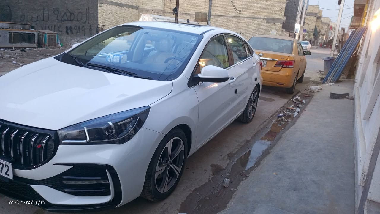 السلام عليكم شيري أريزو 5موديل 2025فول مواصفات ماشيه 15000سياره خير من الله بس صار عدي ضرف ومحتاج فلوس مستعجل على بيعته رايده 110$وبيه مجال حك الجيه رقمه أربيل تتحول بسمك او وكاله بكيفك 

رقم تلفوني وبي واتساب ***********
