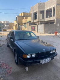 بي ام • مديل ١٩٩٣ • رقم بغداد