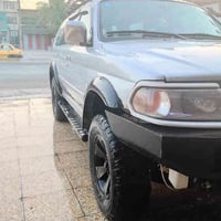 مسيوبيشي ناتيفا 2007 للبيع السيارة غاز وبانزين بيها بارد بالبنيد وطعجة...