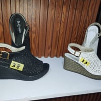 رجالي • نسائي • توصيل