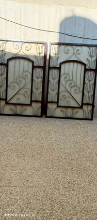 باب • ملبن • للبيع