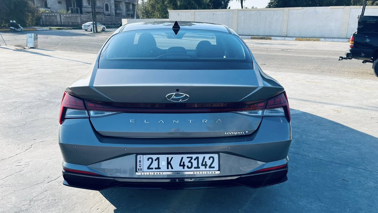 السلام عليكم اخوان 
هونداي النترا هايبرد 2023  فول مواصفات البيع 
واتساب ***********
اخواني البياعه شرايه شغلتكم مو يمي الله يرزقكم 
السيارة فول مواصفات للاخير  كلشي الي ببالك بيها  وكلين تايتل ضررها الدعامية الامامية فقط والبيع شرط السونار  ماشية السيارة ٦٠ الف ميل كراسي اوتوماتك جلد
 ( تدفئة وتبريد ) بالكشنات  حساسات امامية وخلفية ورادار جانبي وتنبيه للزوايا العمياء شاشة متصله 
السيارة  ما ناقصها برغي وبدون اي لوله من صدر الى كهربائيات الى ميكانيك كامله  ع اكمل وجه . تخم تاير برجستون ياباني جواها والي تصير من نصيبه لح يترحملي ع هيجي سيارة .  رقمها سليمانية بأسمي تريد وكالة حاظر تريد تحويل كذلك حاظر وللعلم . تتحول بمرور كالار للقرب من بغداد . السعر ١٦٨ ورقة 
تحياتي للجميع .
