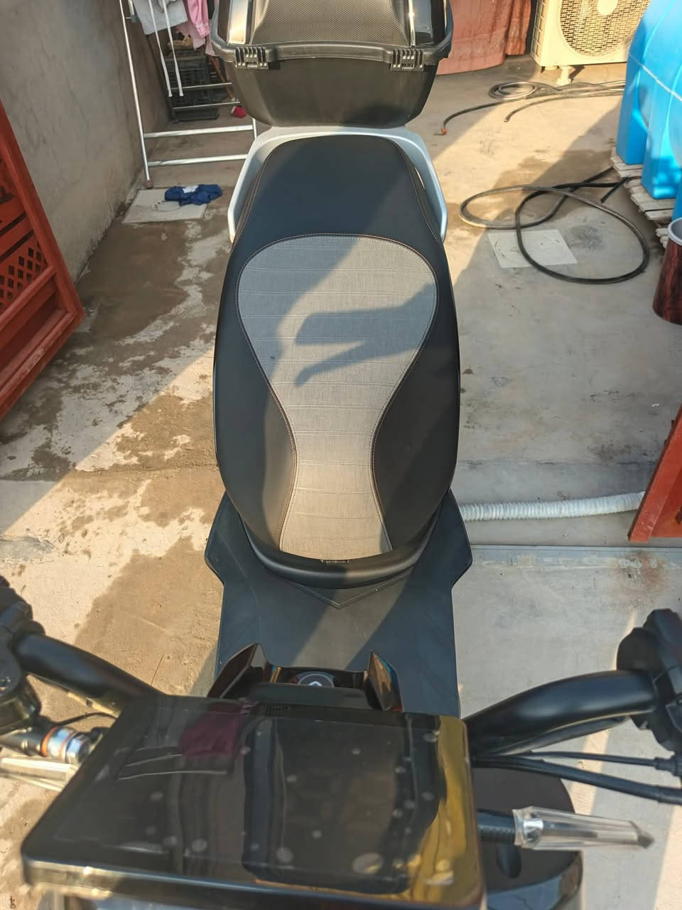 دراجة الريان TAILG F51 الكهربائية - سرعة، راحة،
سويچين + بصمتين + تشتغل بصمه مثل ما موضح بل صوره 

شـاشه فول ديجيتل تعرضلك السرعه والاعطال 

بطاريات عـدد 6 من شركـة TAILG  العالـمية

حجـم الويل 12 تايـر بطح يمنع الانزلاق

بطارية غرافين 72 فولت / 35 أمبير

مدى يصل ل 100 كم بشحنة واحدة سرعة قصوى 75 كم/ساعة

تعليق هيدروليكي لقيادة سلسة

ملف2000

ستان كهـربائي

نظام, P بـارك

 نظام R رجوع الى الخلف 

تصميم مريح ومقعد هندسي

مستخدمة شهرين فقط ✅

السعر 900 وبيها مجال دراجه جديده معنى الكلمه أي نقص مابيها 

العنوان / بغداد 

للتواصل خاص او رقم واتساب ***********

***********
