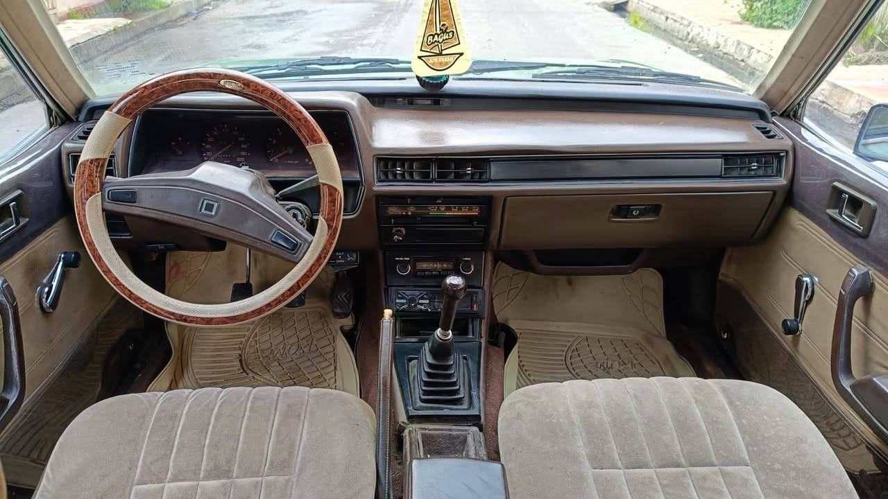 للبيع
مستيبوشي كالنت موديل 1982 رقم نينوئ انكليزي شرط الوكالة والتحويل كير عادي خمس نمر محرك وكير شرط لا نفخ ولا صرف تبريد تدفئة صبغ عام للجمالية بدون ضرر قفل مركزي حتئ الصندوق سنتر لوك طخم تايرات جديد سيارة جاهزة وضع شركة (السعر47$)وبيها مجال 
الاتصال‏
***********
‏‪***********‬‏ موصل, نينوى
