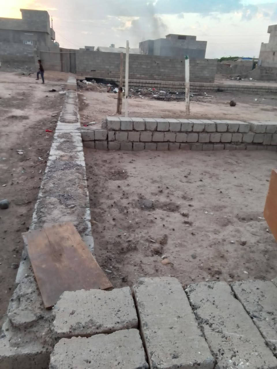 قطعه ارض بالشهامه مساحه ٦٠٠متر  واجه ٢٠م عرض ٣٠م بين شارعين للبيع مسيجه بلوك عرض ٤سوف السعر ٢٠مليون الشراي يتواصل عالخاص


**إذا كنت صاحب هذا الإعلان وتريد حذفه لأي سبب، رجاءا أرسل رسالة إلى الدعم الفني**