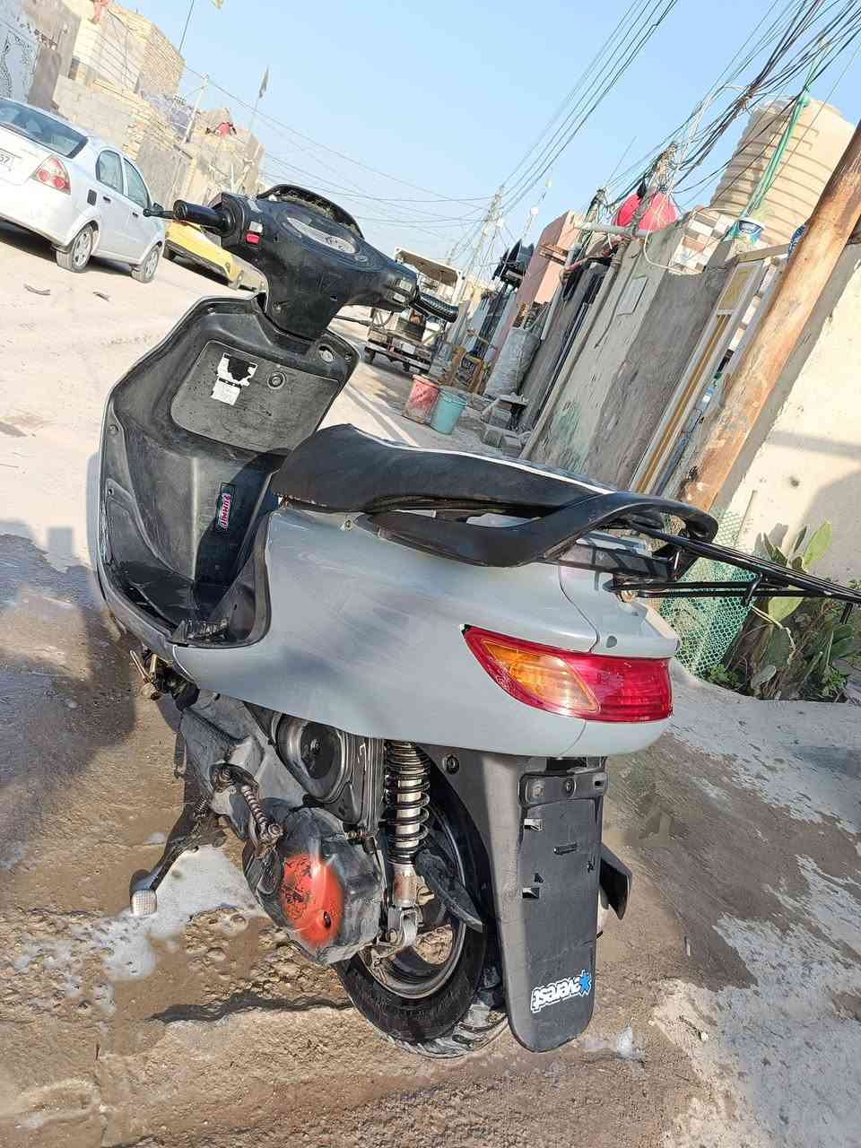 فراشه فحل دشبول اكتروني حاويه محرك  شرط مامفتوح نضيفة سلف هندر كهربائيات كله شغال  550بيهه مجال  *********** مكاني نجف
