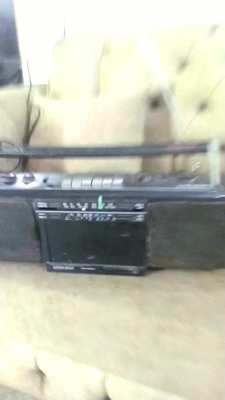 انتيكات لمحبين وهواه الانتيكات الصوتيه.. دزلي صوره واجاوبك بالسعر.. التفاصيل بالفيديو.. *********** يوجد توصيل
