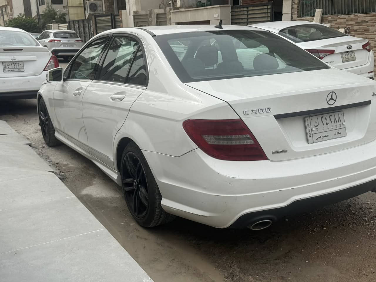 c300 2013
بدن ايرباك 
ماشية ١٦٠ الف كيلو 
سلايد روف 
كشنات كهرباء 
محرك ٣٠٠ cgi 
للبيع ١٣٧ ورقة 
المكان المنصور 
للاستفسار  
***********
