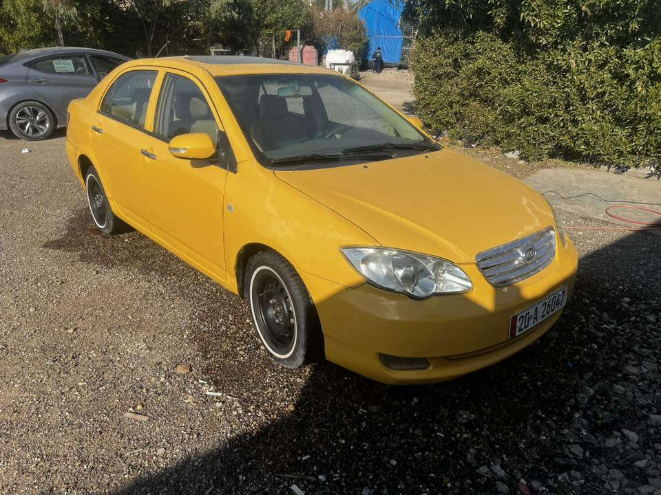 السلام عليكم اخوان بي واي ديF3موديل 2013مكفوله كيرعادي تبريدتخم تايرسنويه جديده هزه جديده بسمي
السعر50 مكاني بغداد
***********
***********
