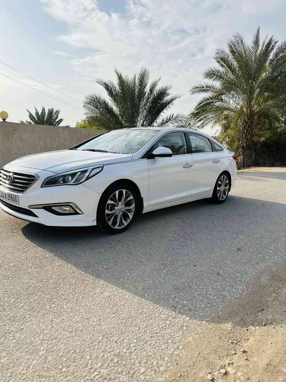 سلام عليكم سونانا 2015 خليجي مكفوله راقم بغداد  أنكليزي فول سياره فتحه سقف بصمه ترحيب ابواب جنطه ذكيه كامره خلفي دواره حساس خلفي شاشا لمس ويل كروم 20 مري شفط نظام قياده 3 انظمه مثبت سرعه داخل صاج شركه مكينه كفاله كير كفاله كل سياره مكفوله مكان سياره بابل ***********
