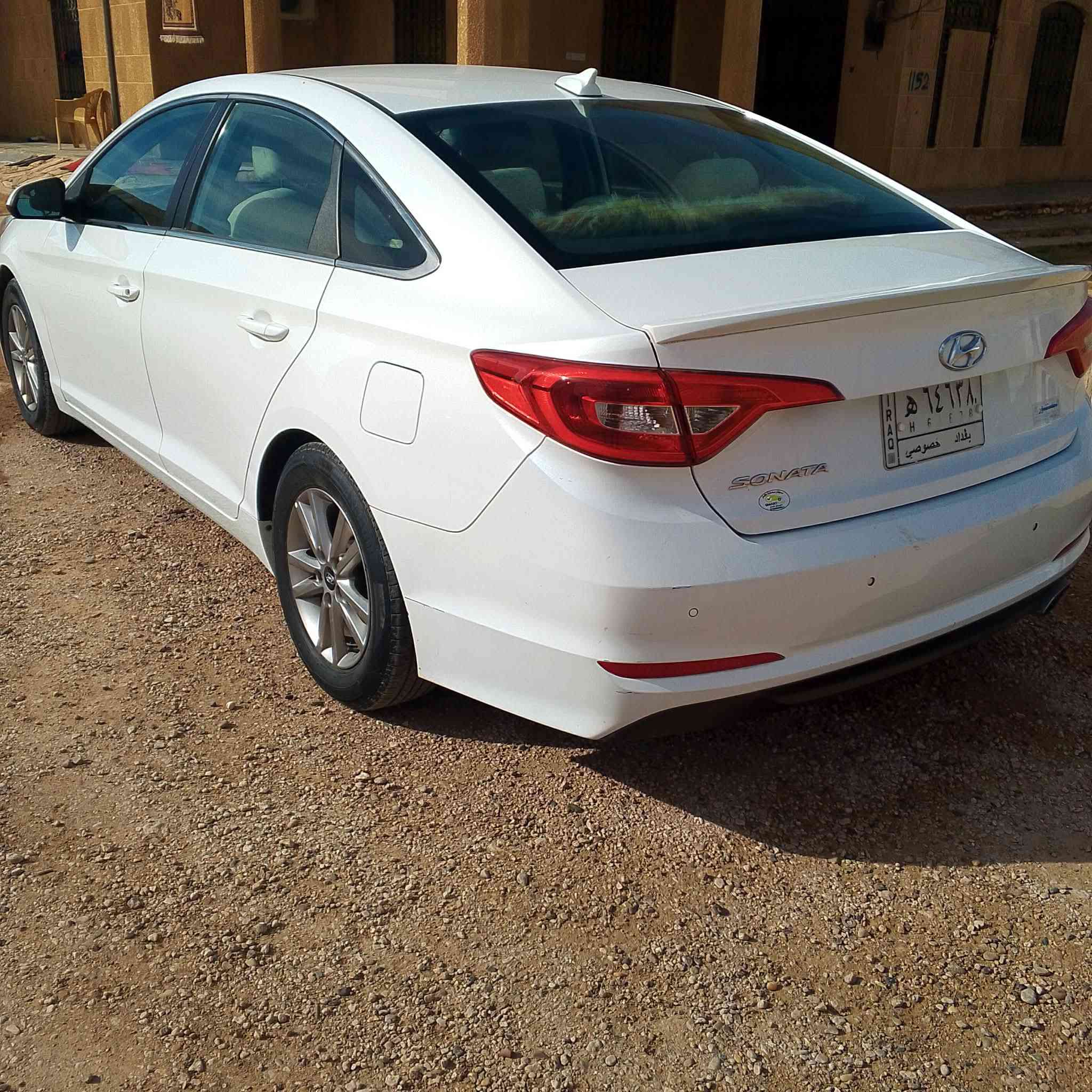 من رخصه الادمن 
سوناتا مضلع موديل 2017 وارد امريكي محرك 2400 ضررها بس دعاميه فقط الباقي مكفوله كفاله عامه السعر 130 
العنوان الانبار رمادي
للستفسار اتصل ع الرقم / ‏‪***********‬‏
