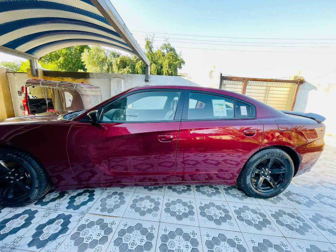 شارجر ١٨ كفاله عامه 
رقم ذي قار
سنويه ٢٠٣٠
ماشيه ٢٠٠الف 
اني مكلف بنشر وهذ رقم راعي
‏‪***********‬‏
