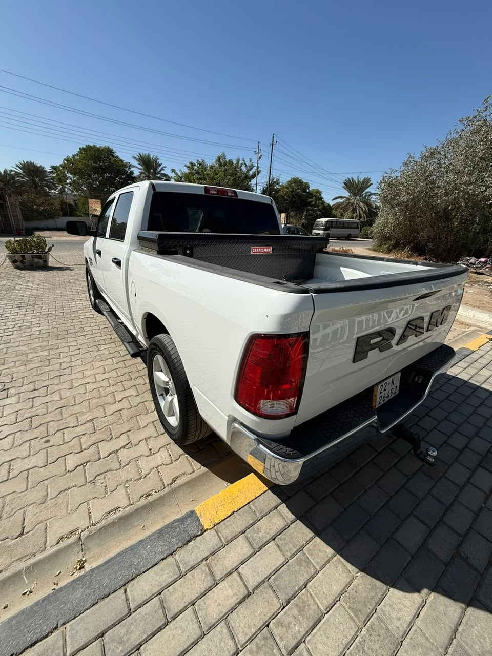Ram 1500 Classic Tradesman 2023
رام 1500 كلاسيك
▫️ اللون: أبيض
▫️ وارد أمريكي
▫️ رقم أربيل
▫️ محرك 3600 و السيارة مبرمجة يم العملاق مصطفى ايكل يعني تنسة الادفانز
▫️ شاشة + كاميرا خلفية
▫️ تحكم ستيرن
▫️ مكيف ثلج
▫️ مثبت سرعة
▫️ السيارة استخدام شخصي ونظيفة جداً
📌ماشية 22.000 ميل و قابل للزيادة
📌 بدون ايرباك✅
📌 الحادث بأمريكا الجاملغ الأمامي الأيمن و البنيد مبدل نفس اللون يعني الصبغ قطعة وحدة فقط 
السعر 225 و بيها مجال بسيط للشراي
***********
