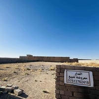 خلف قاعة الأميرات • ١٧٠٠م • قطعة أرض