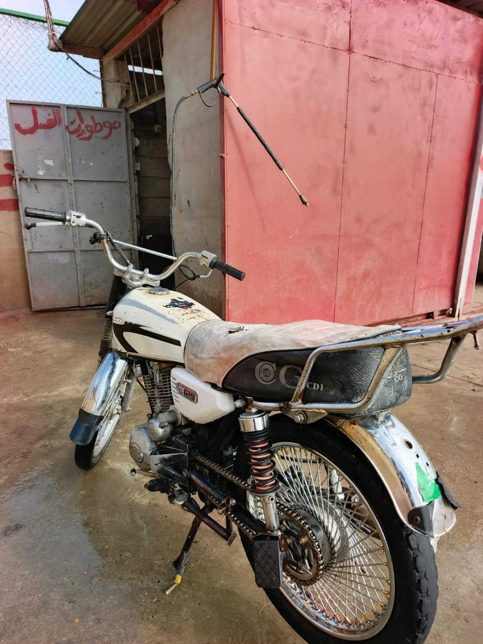 السلام عليكم موطور للبيع ***********
مكان موصل ايمن ناحيت احميدات
